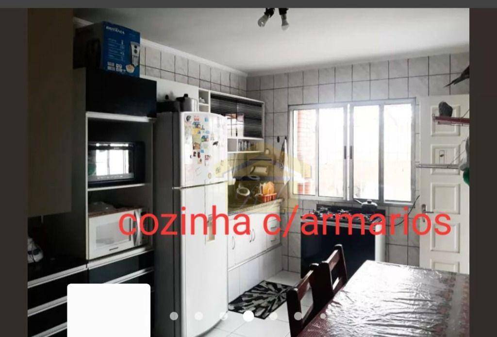 Casa à venda com 2 quartos, 100m² - Foto 3