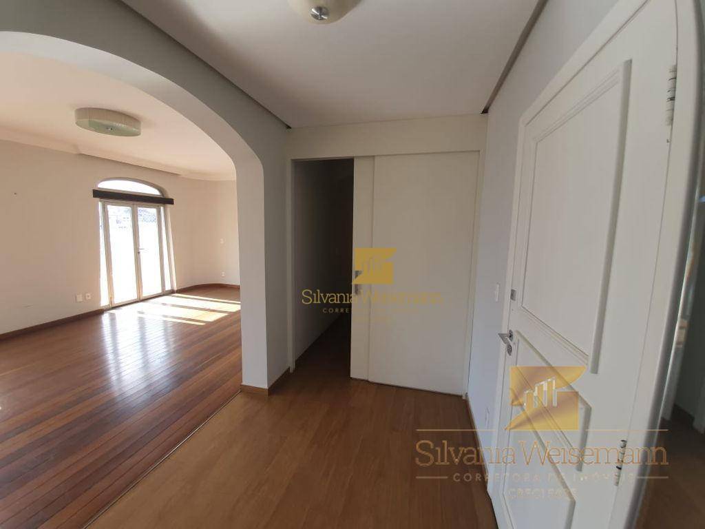 Apartamento à venda com 5 quartos, 235m² - Foto 2