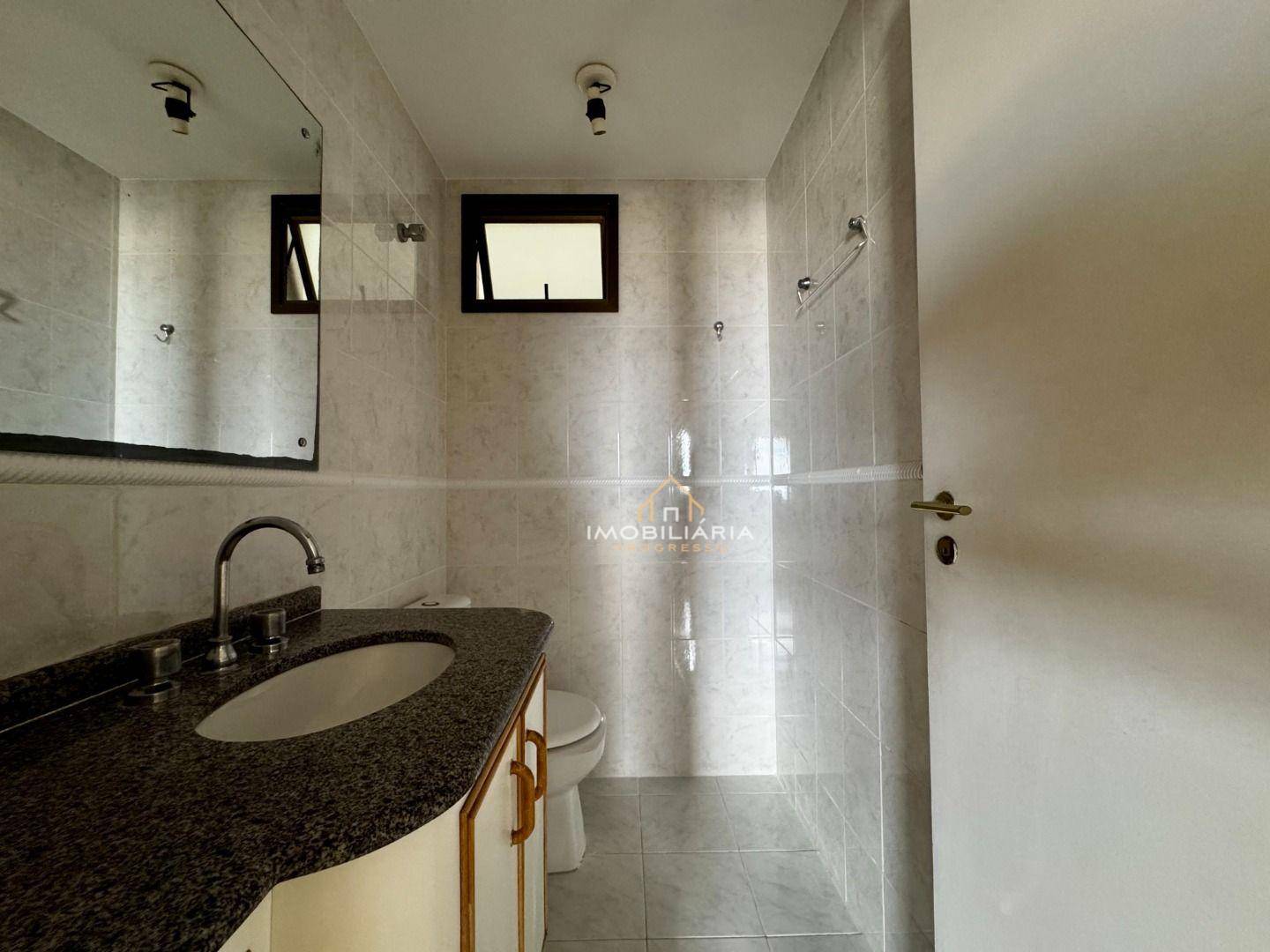 Apartamento à venda com 3 quartos, 114m² - Foto 48