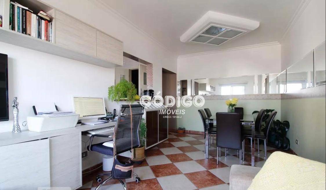 Apartamento à venda com 2 quartos, 74m² - Foto 3