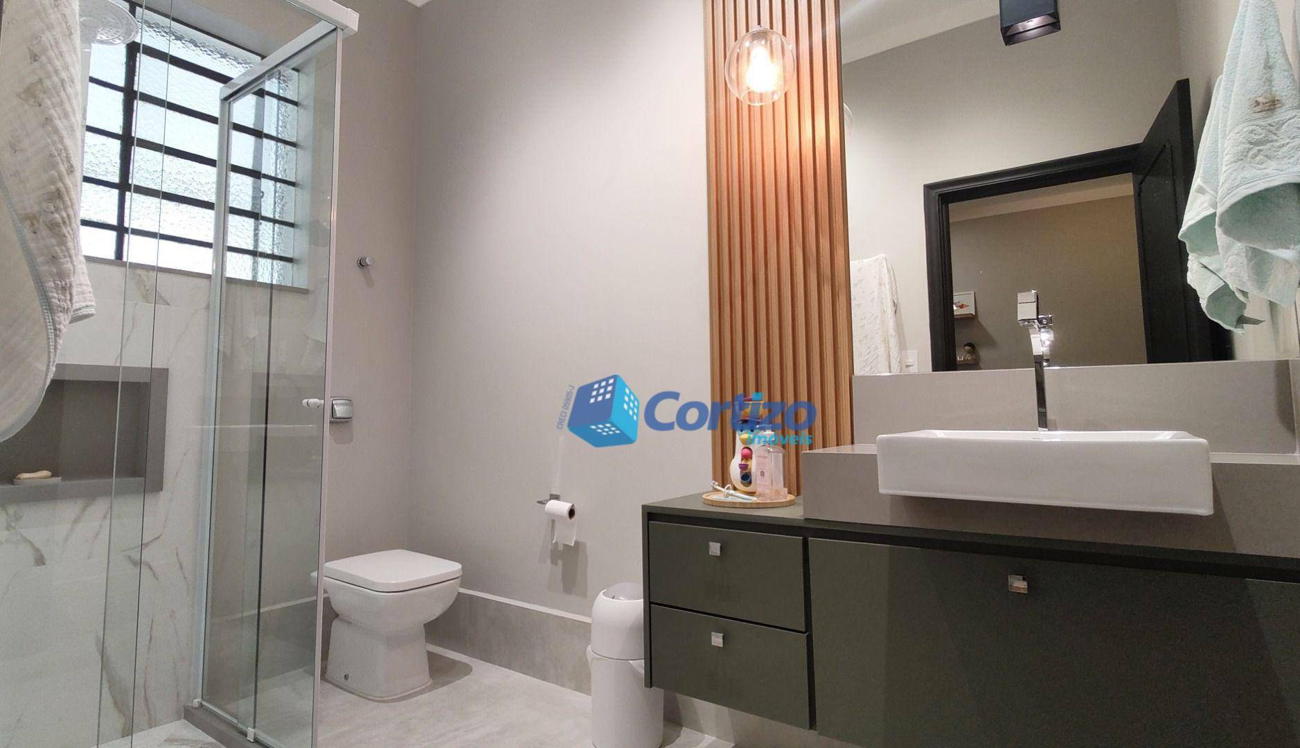 Chácara à venda com 8 quartos, 1061m² - Foto 23