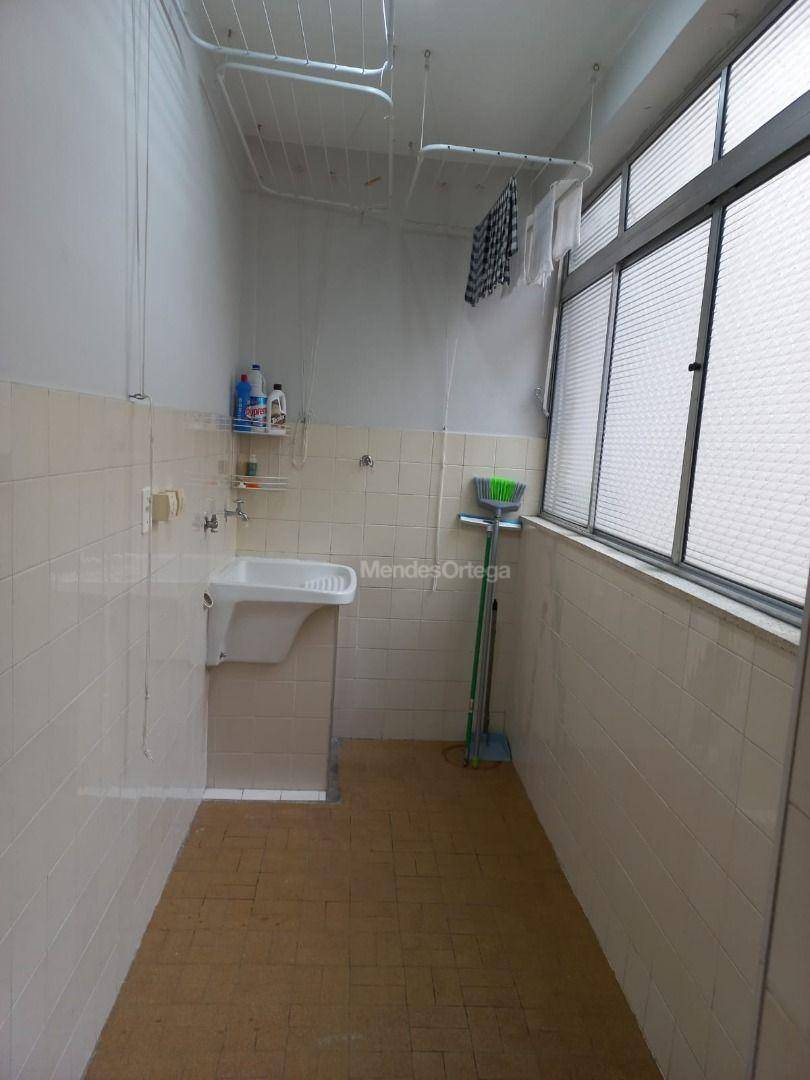 Apartamento para alugar com 2 quartos, 65m² - Foto 7