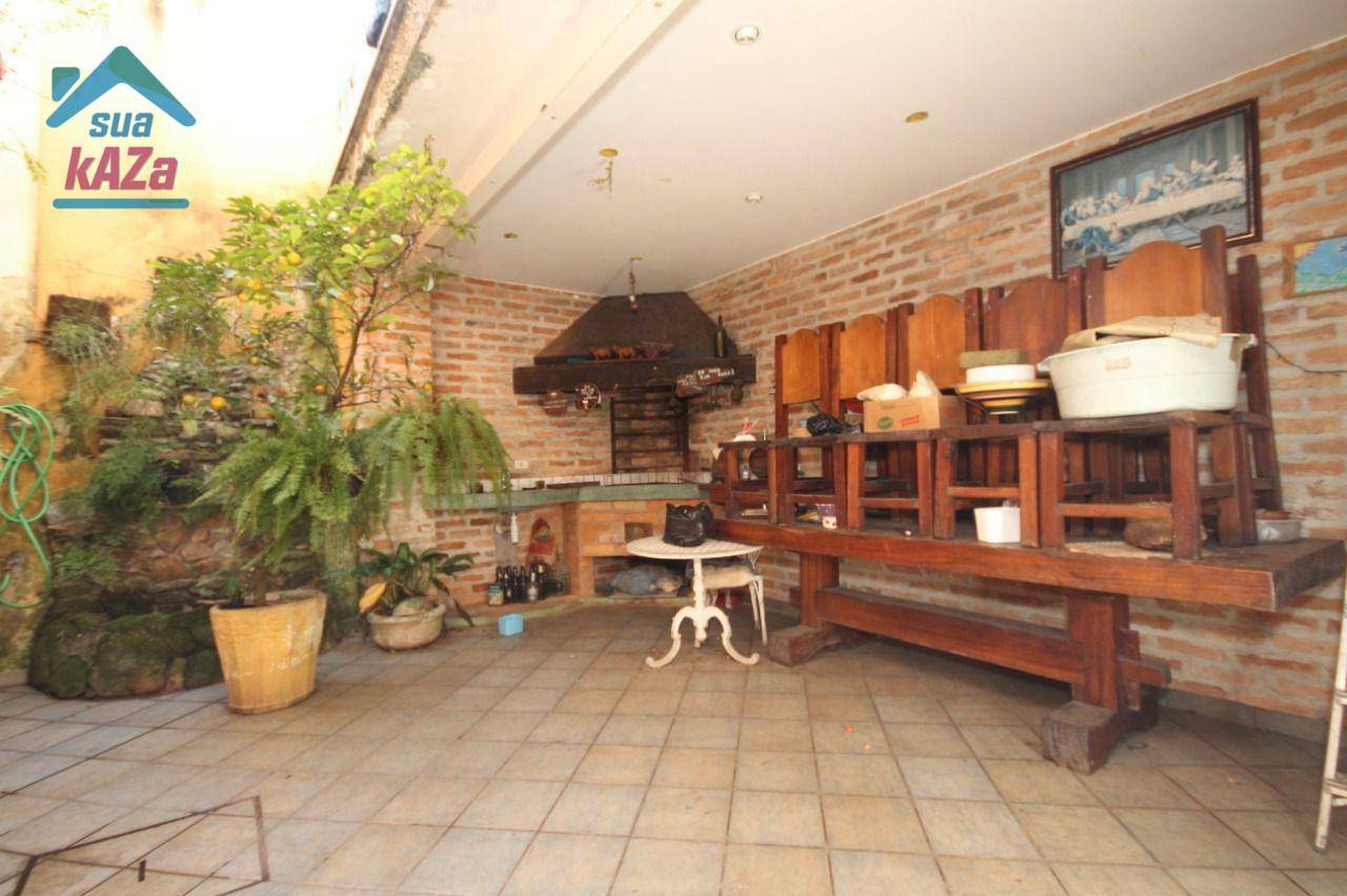 Casa à venda com 4 quartos, 120m² - Foto 17