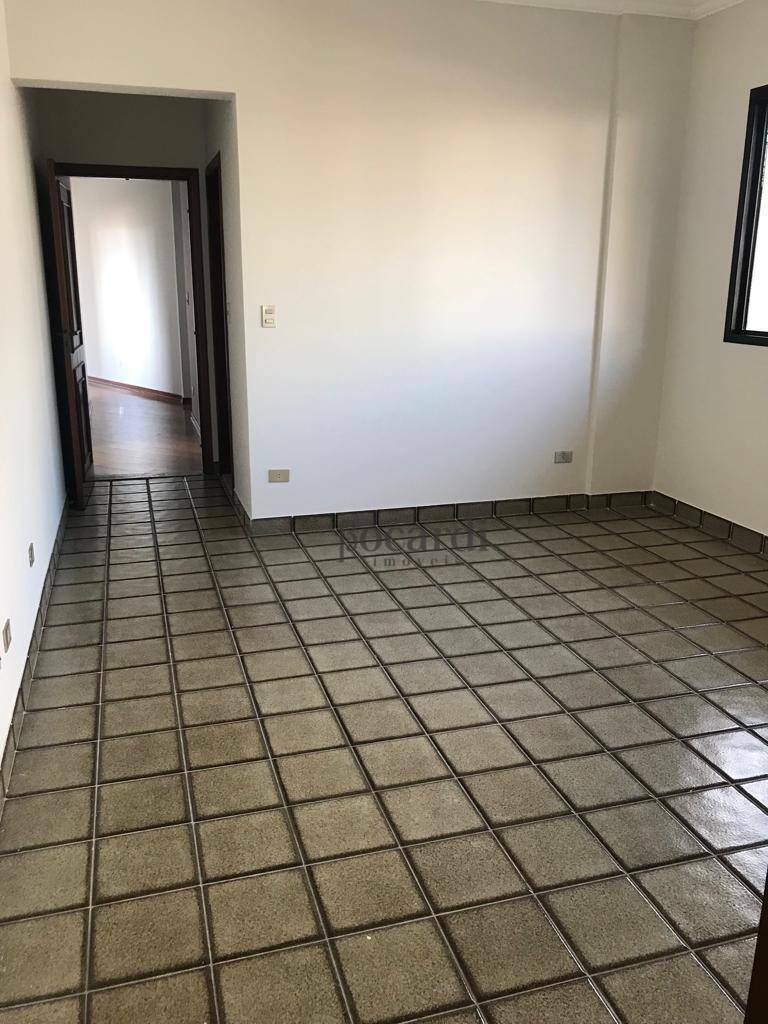 Apartamento à venda com 4 quartos, 273m² - Foto 17