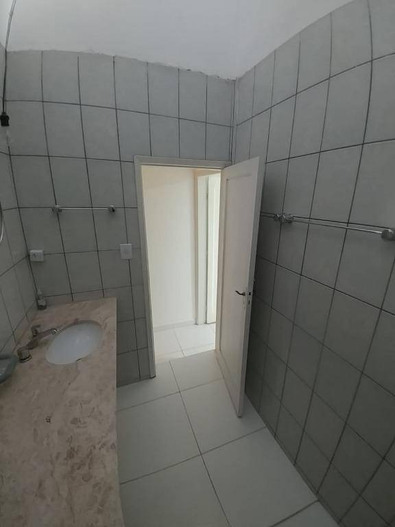 Sobrado à venda com 2 quartos, 130m² - Foto 14