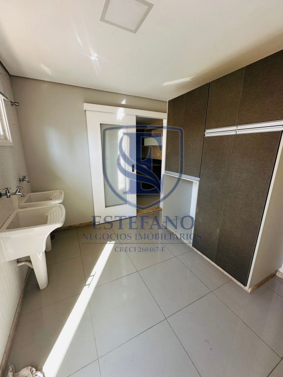 Casa à venda com 3 quartos, 360m² - Foto 9