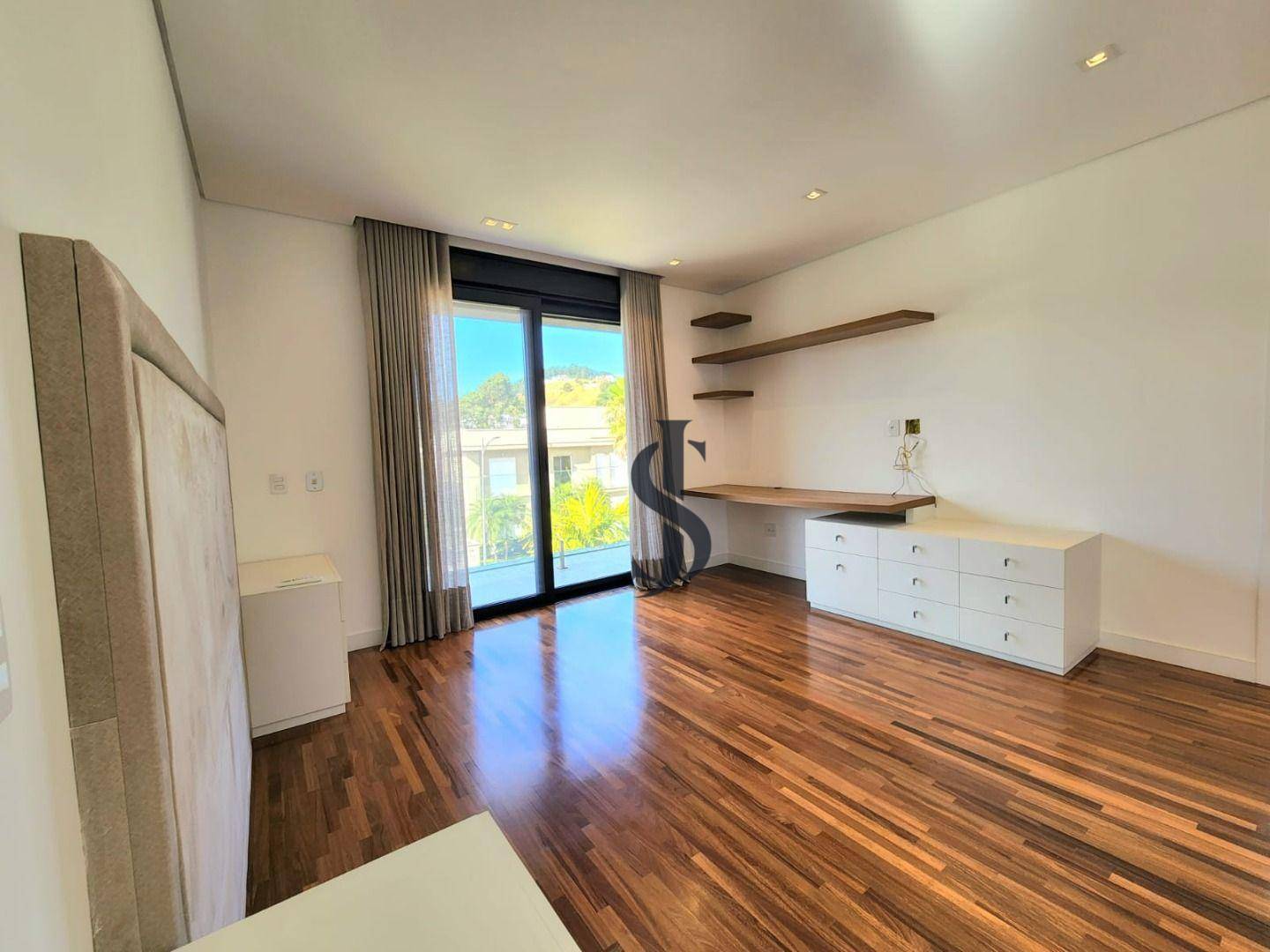 Casa à venda com 3 quartos, 373m² - Foto 21