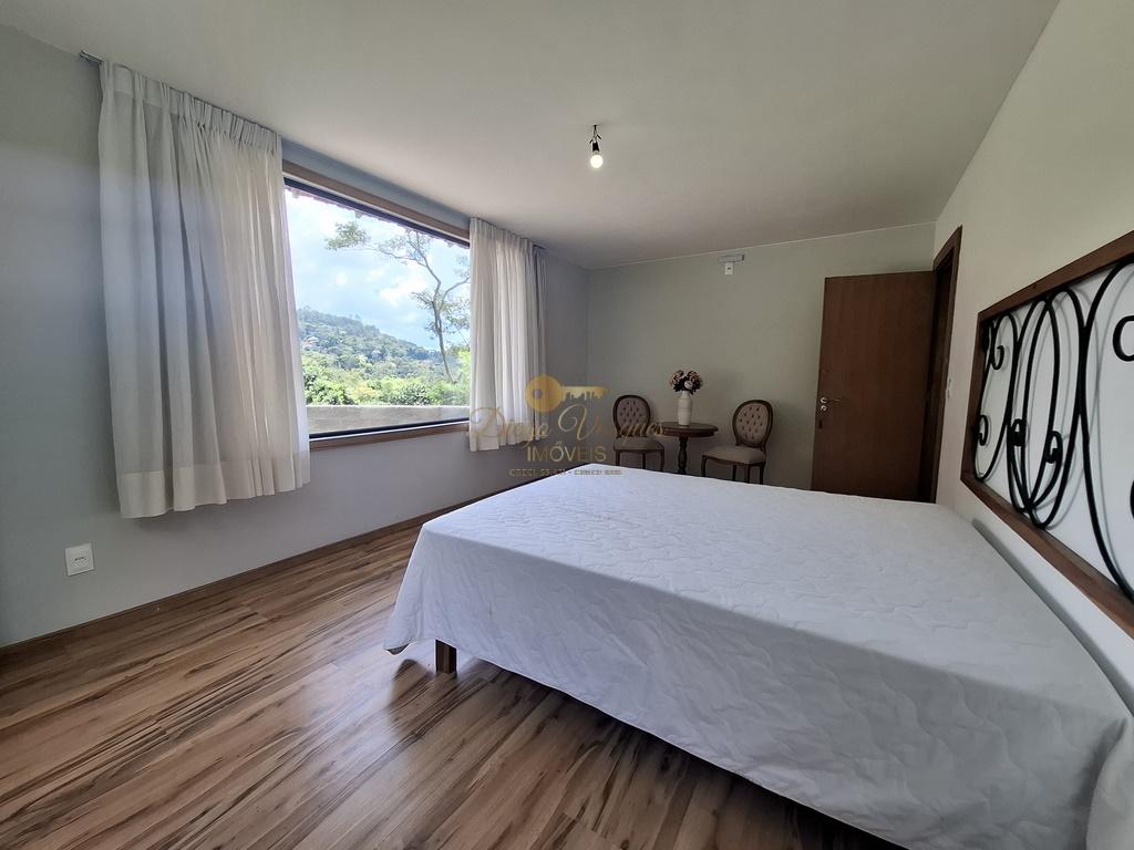 Casa à venda com 4 quartos, 2490m² - Foto 17