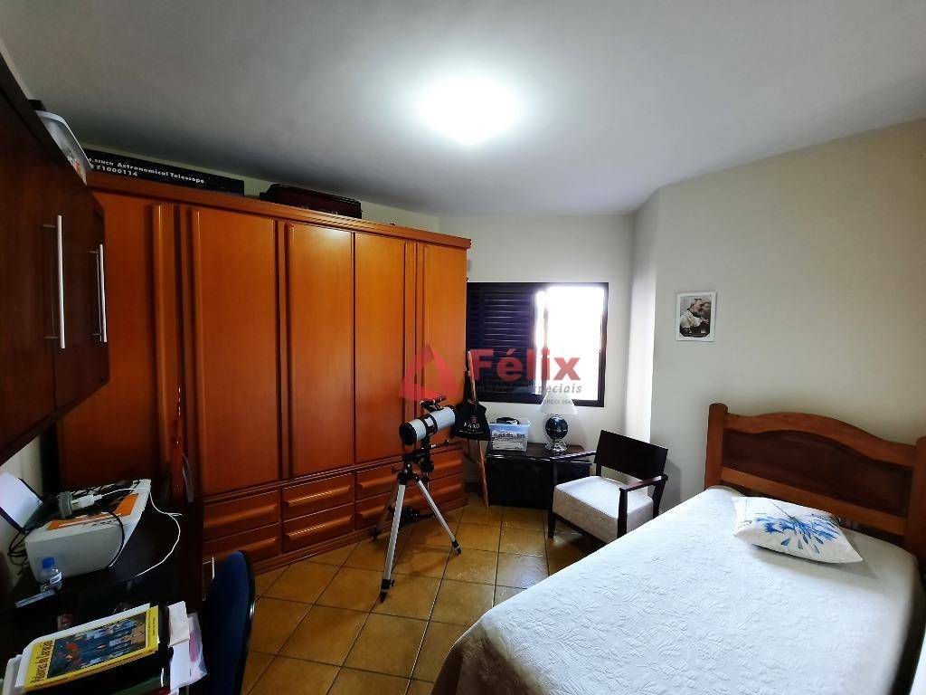 Apartamento à venda com 3 quartos, 125m² - Foto 21