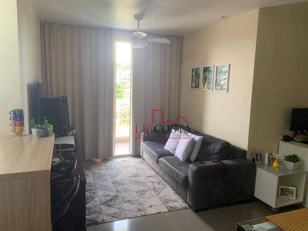 Apartamento à venda com 2 quartos, 65m² - Foto 12