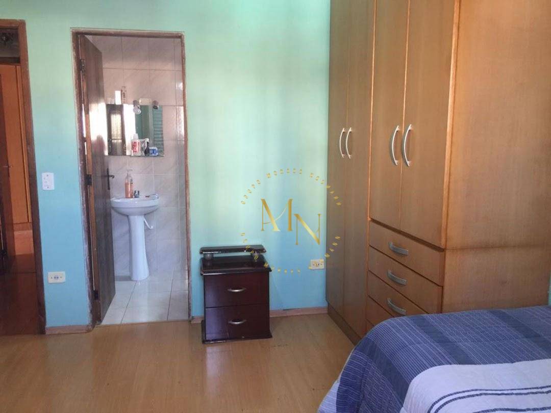 Sobrado à venda com 3 quartos, 200m² - Foto 10