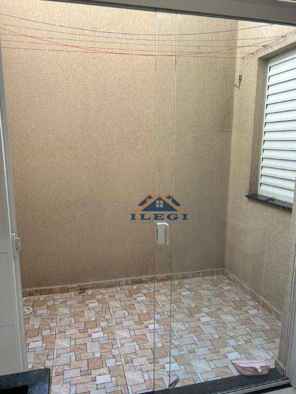 Apartamento à venda com 2 quartos, 67m² - Foto 10