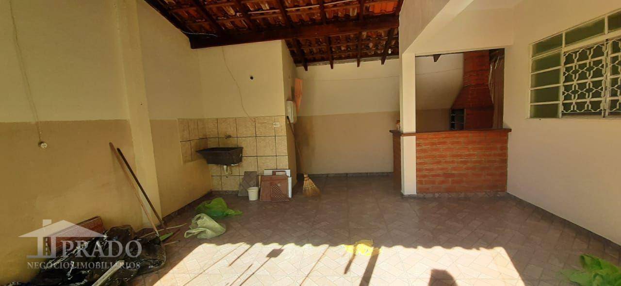 Casa à venda com 4 quartos, 160m² - Foto 9