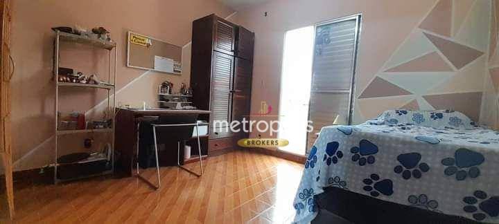 Sobrado à venda com 2 quartos, 250m² - Foto 11