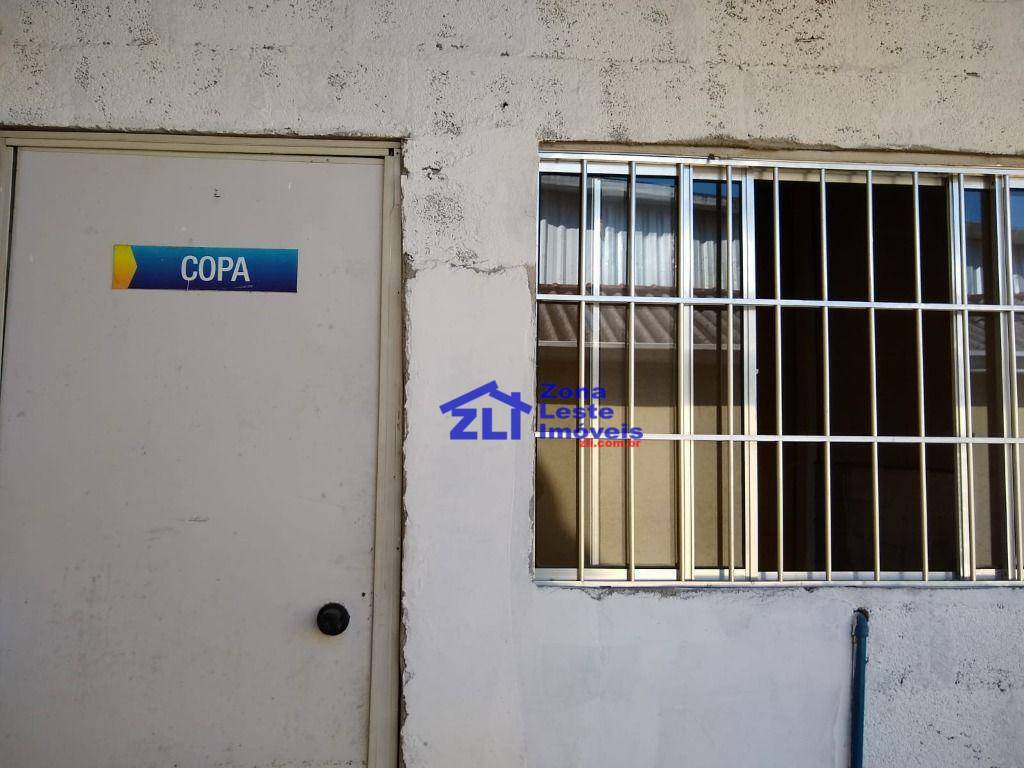 Sobrado à venda e aluguel com 3 quartos, 187m² - Foto 35