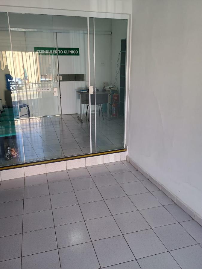 Prédio Inteiro para alugar com 3 quartos, 250m² - Foto 12