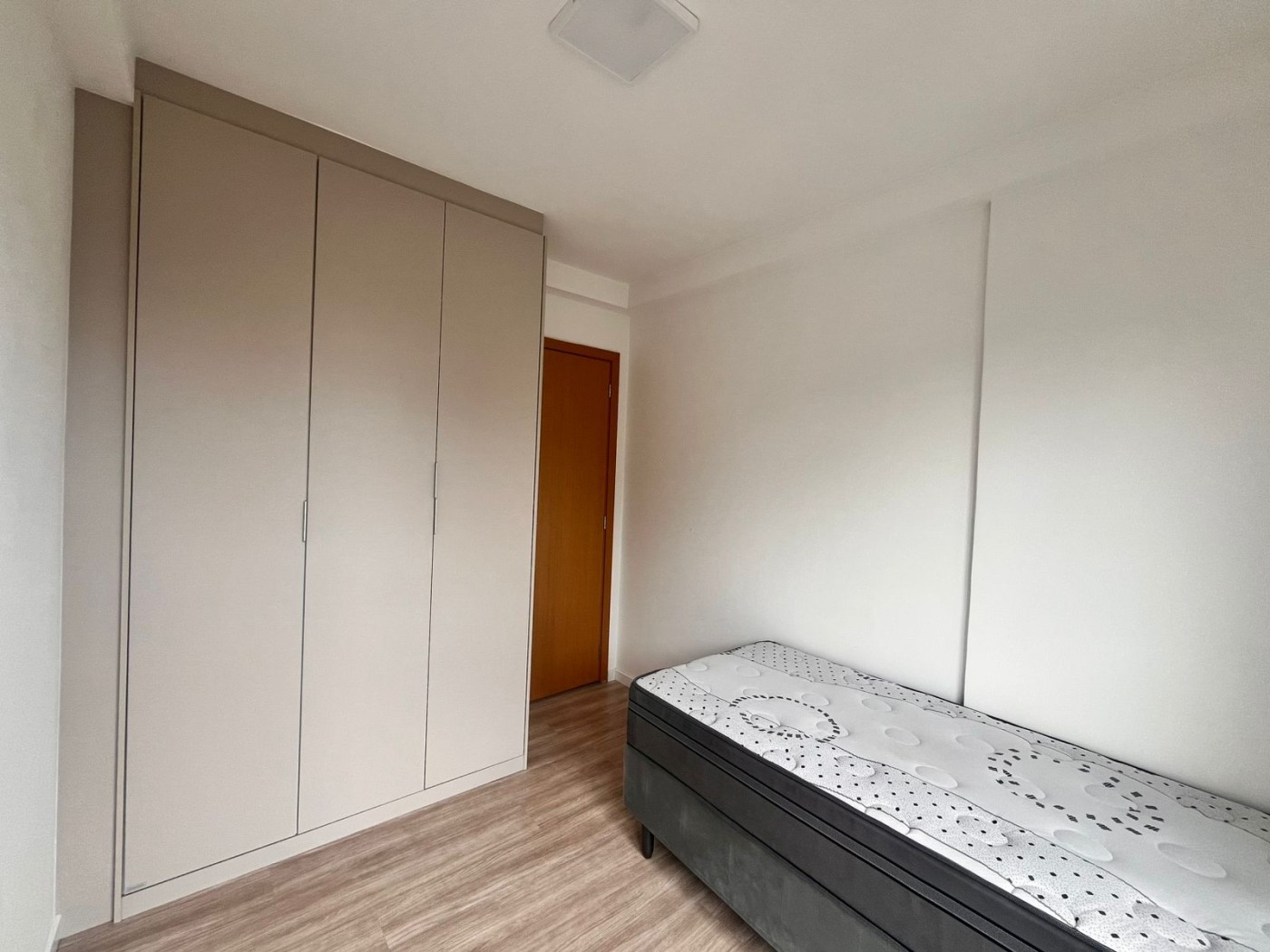 Apartamento para alugar com 3 quartos, 106m² - Foto 14