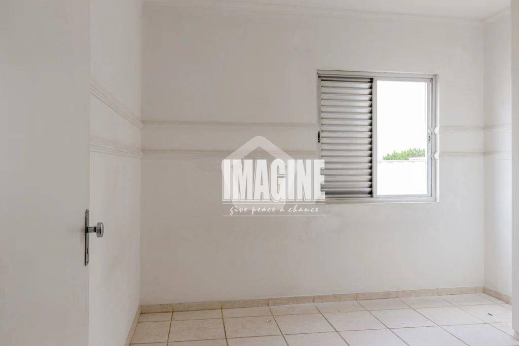 Apartamento à venda com 2 quartos, 77m² - Foto 9