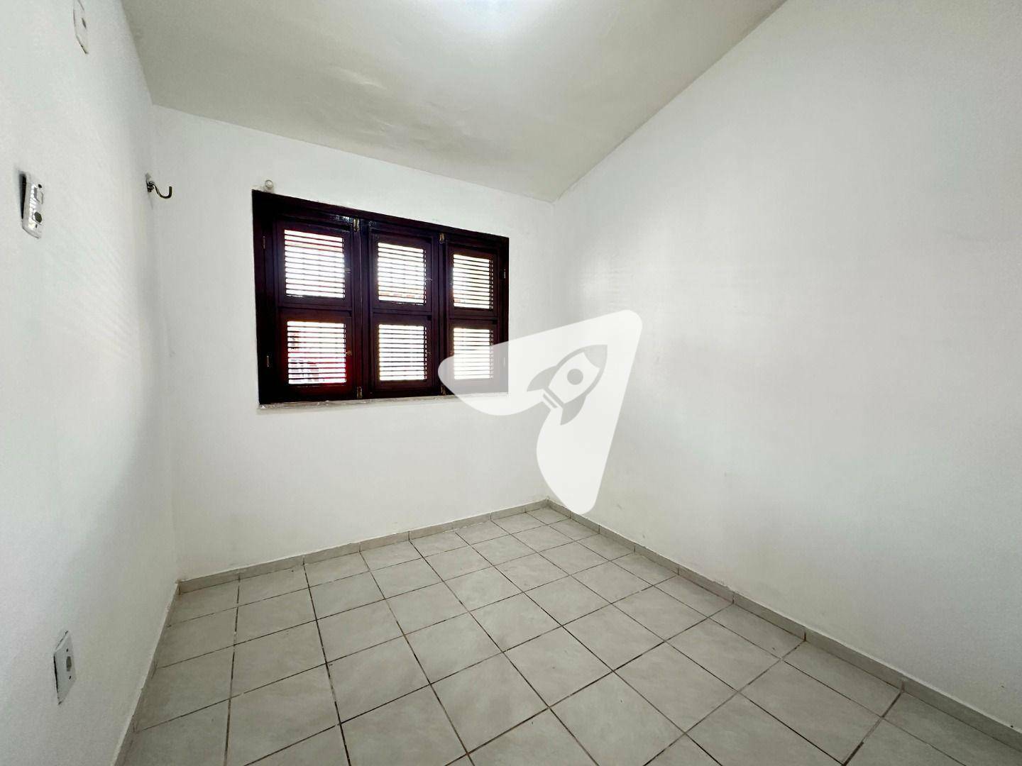 Casa para alugar com 3 quartos, 150m² - Foto 8