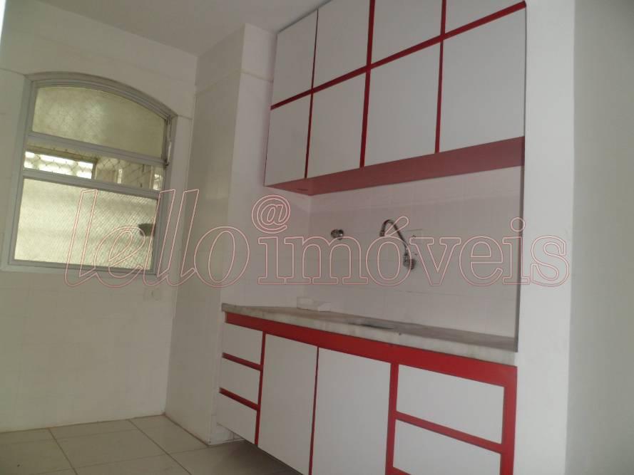 Apartamento para alugar com 3 quartos, 140m² - Foto 14