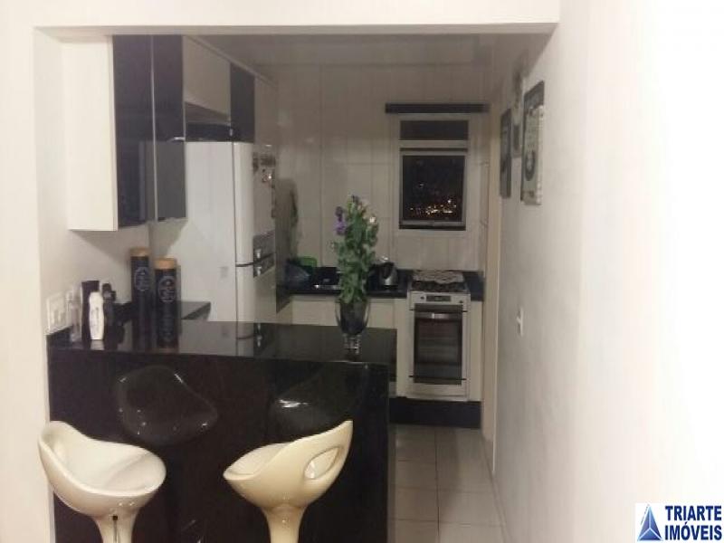 Apartamento à venda com 3 quartos, 82m² - Foto 6