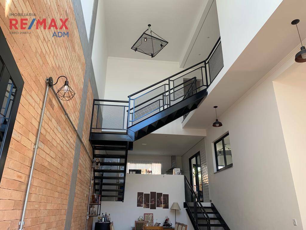 Casa de Condomínio à venda com 3 quartos, 218m² - Foto 12