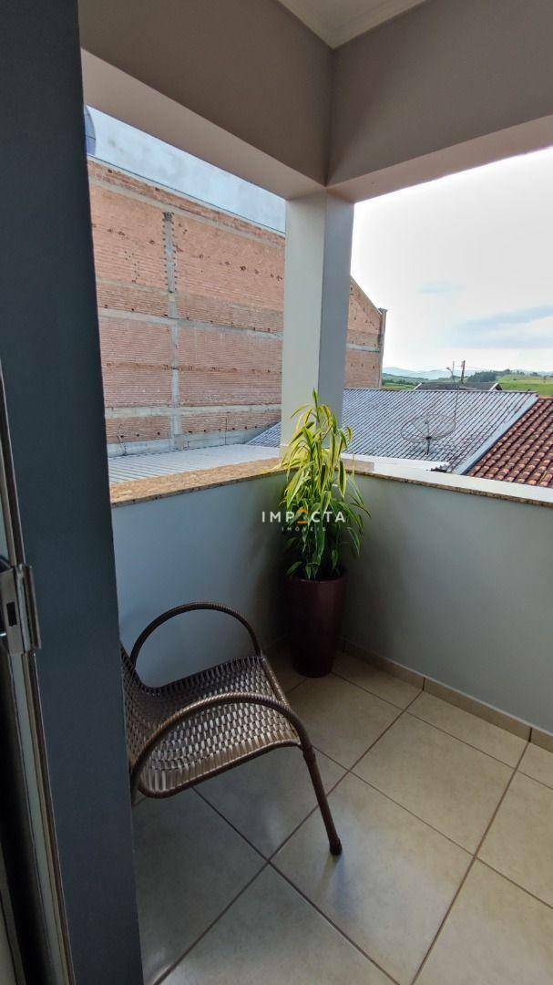 Casa à venda com 3 quartos, 270m² - Foto 21