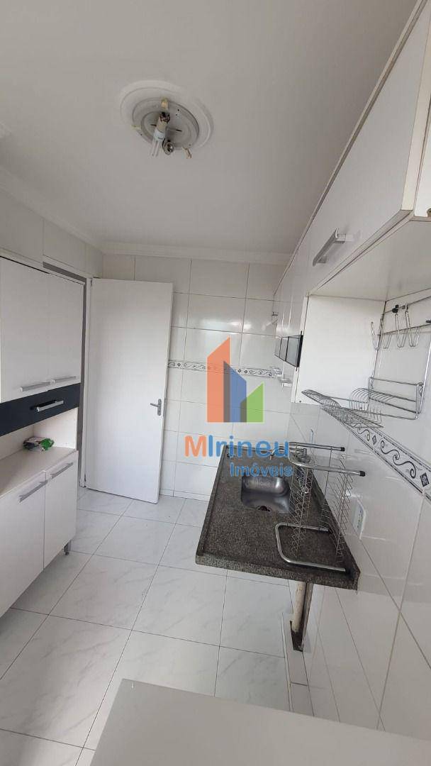 Apartamento à venda com 2 quartos, 43m² - Foto 5