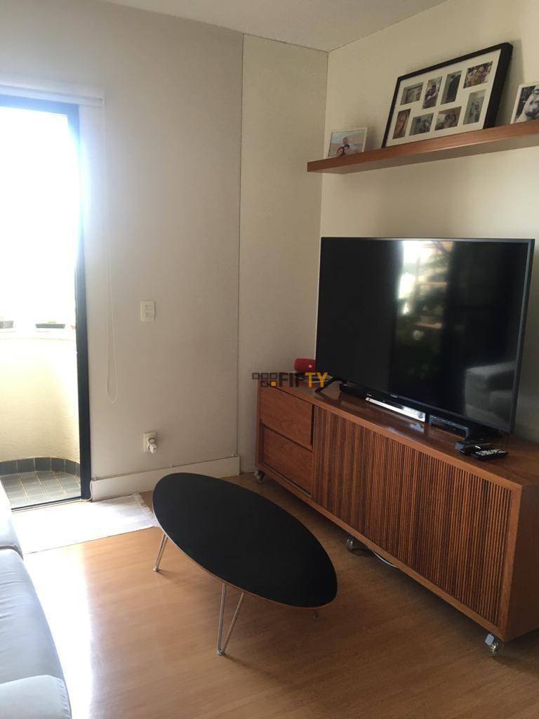 Apartamento à venda com 1 quarto, 54m² - Foto 1