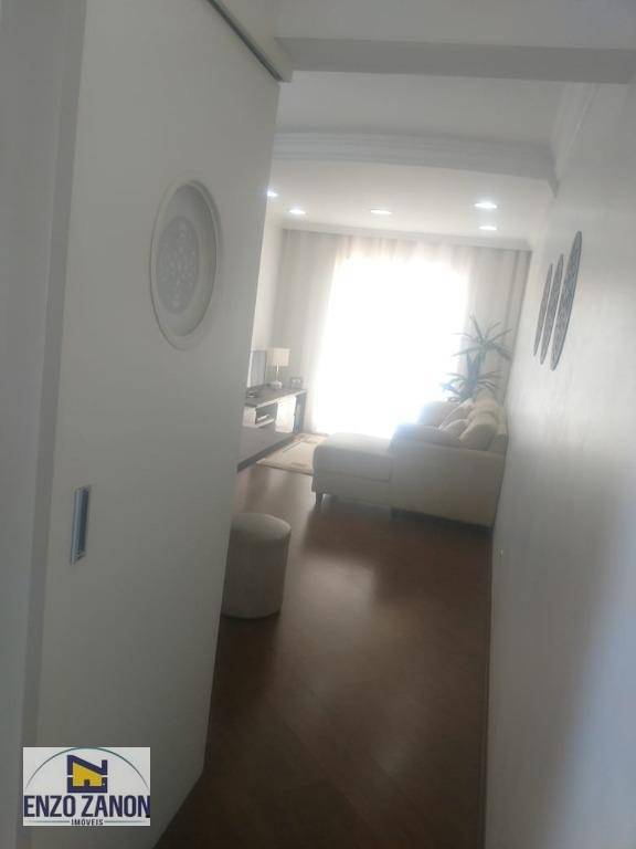 Apartamento à venda com 2 quartos, 64m² - Foto 33