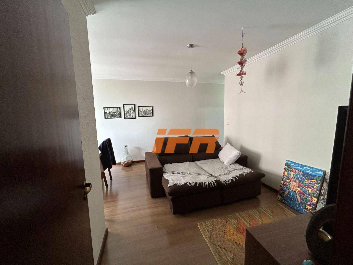 Apartamento à venda com 3 quartos, 89m² - Foto 4