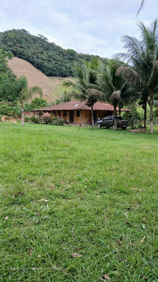 Fazenda à venda com 4 quartos, 2500m² - Foto 1