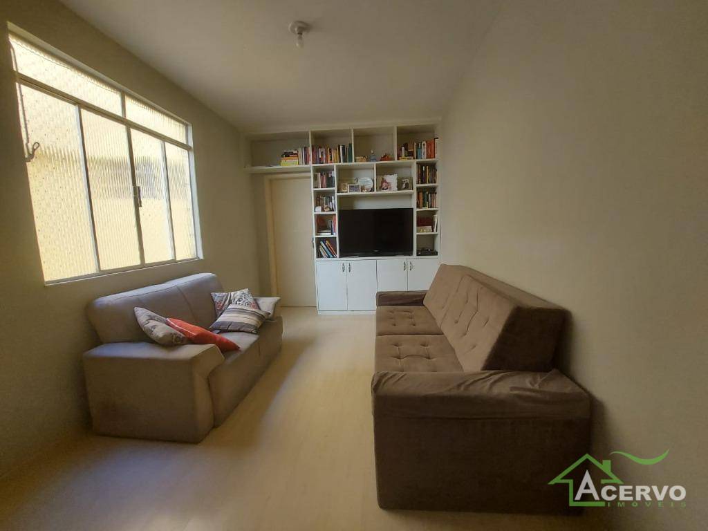 Apartamento à venda com 2 quartos, 117m² - Foto 2