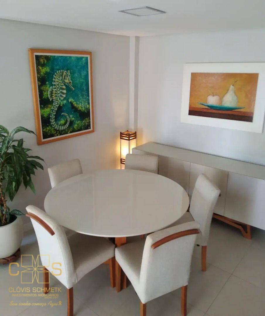 Apartamento à venda com 2 quartos, 69m² - Foto 2