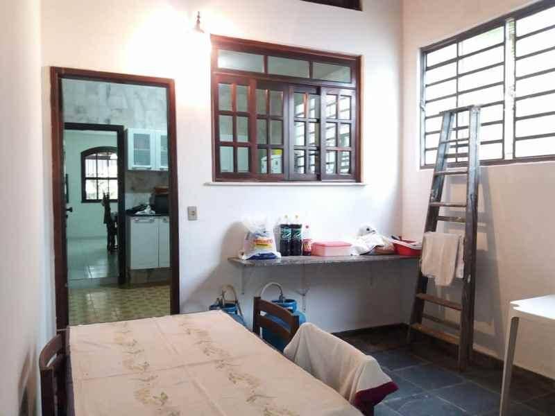 Casa à venda com 3 quartos, 160m² - Foto 17