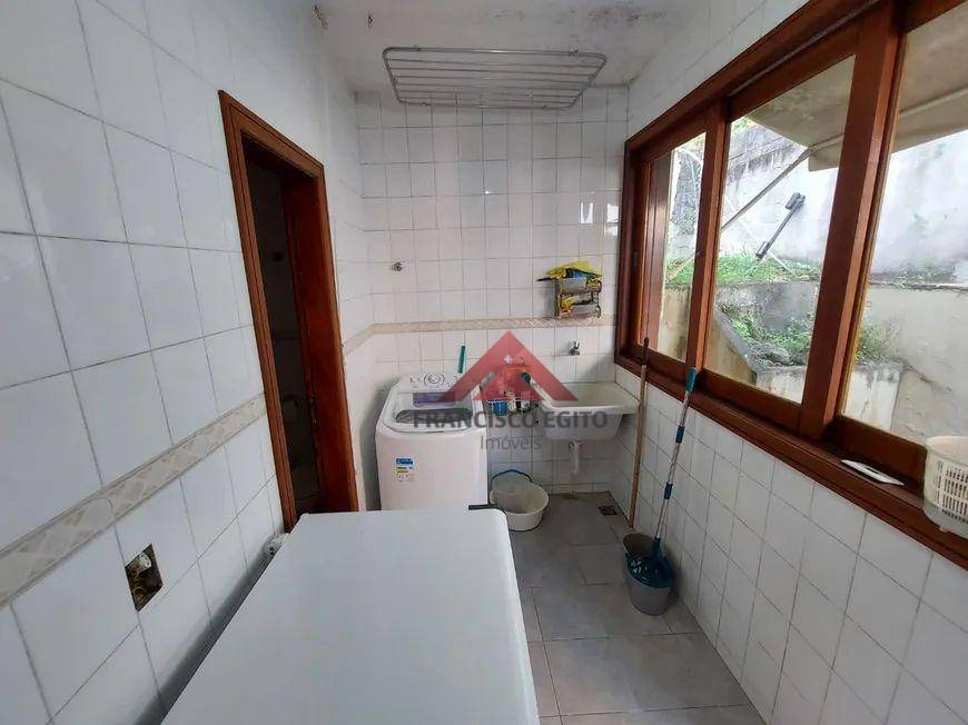 Casa de Condomínio à venda com 3 quartos, 264m² - Foto 17