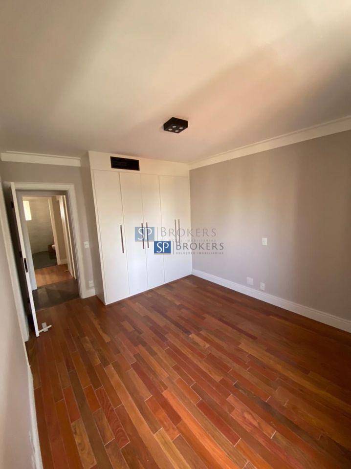 Apartamento à venda com 4 quartos, 342m² - Foto 17