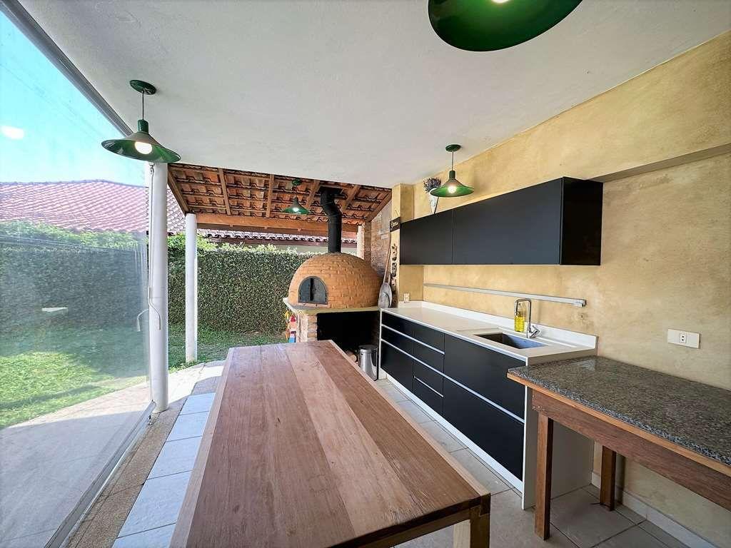 Casa à venda com 3 quartos, 308m² - Foto 19