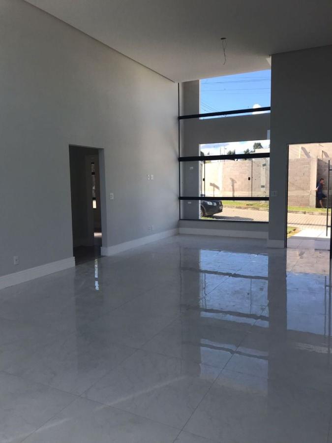 Casa à venda com 3 quartos, 330m² - Foto 5