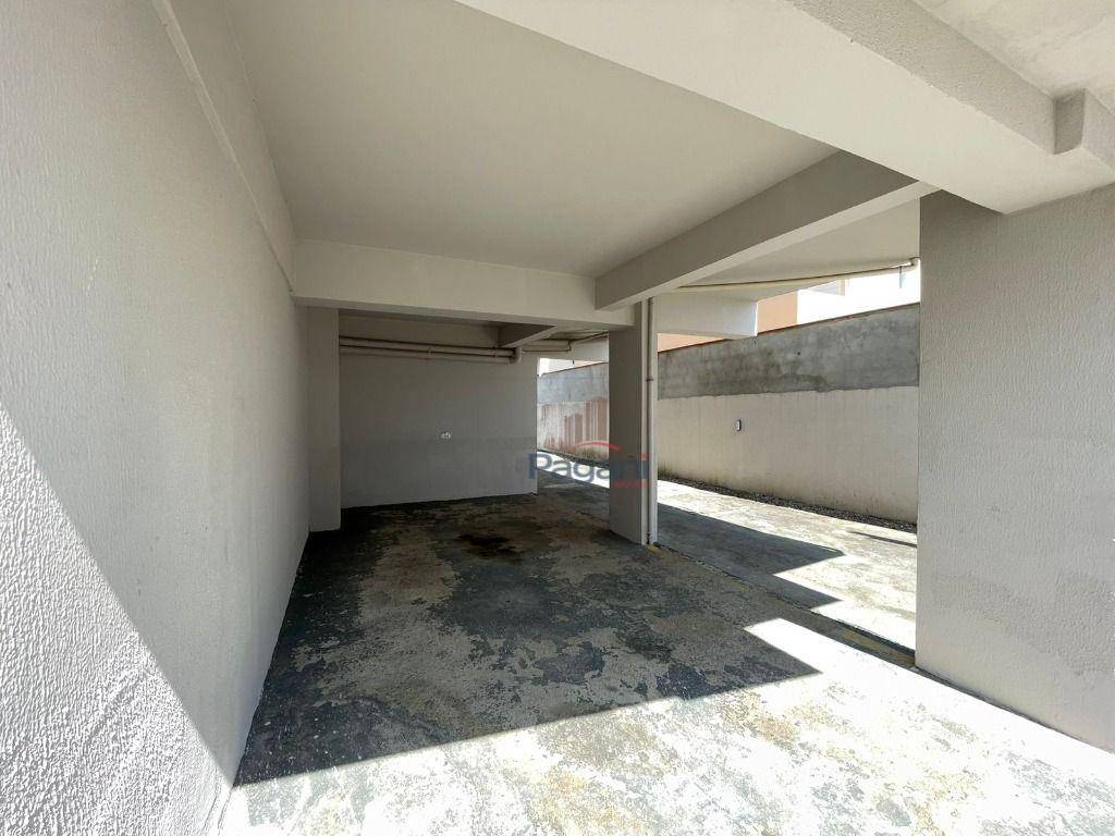 Apartamento, 3 quartos, 80 m² - Foto 2