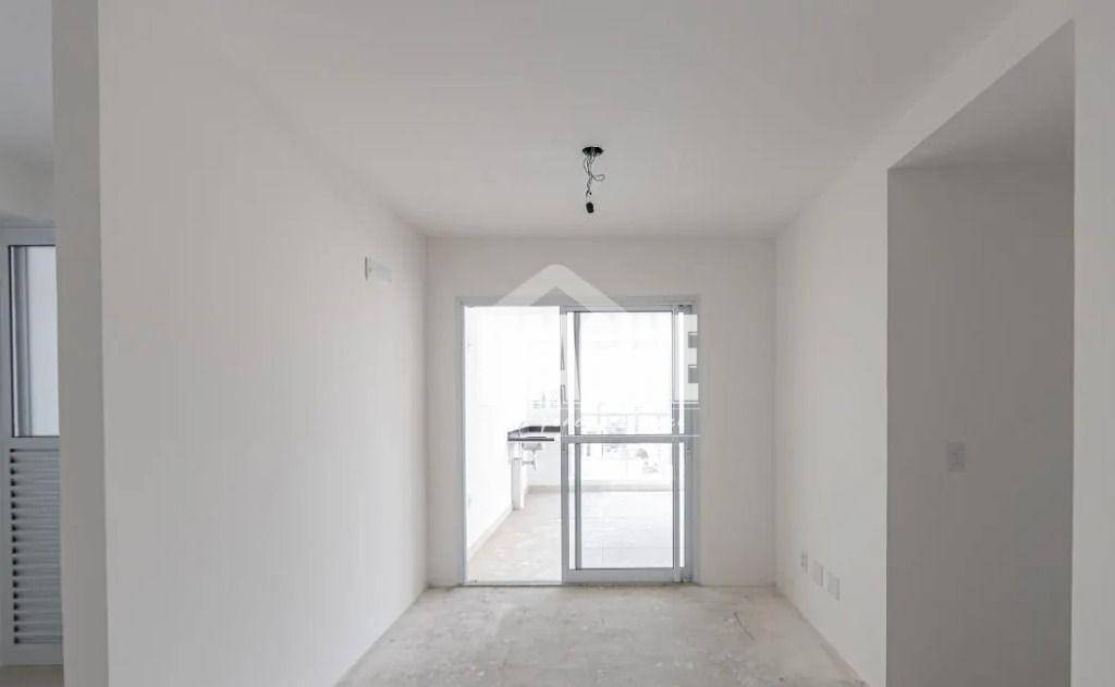 Apartamento à venda com 2 quartos, 66m² - Foto 1