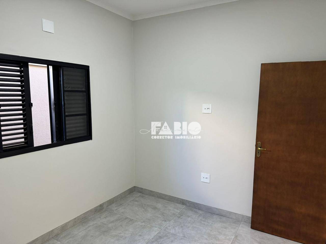 Casa à venda com 3 quartos, 95m² - Foto 13