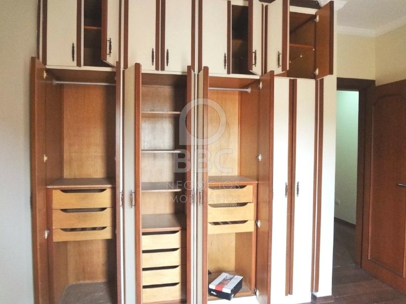 Sobrado à venda e aluguel com 4 quartos, 450m² - Foto 33