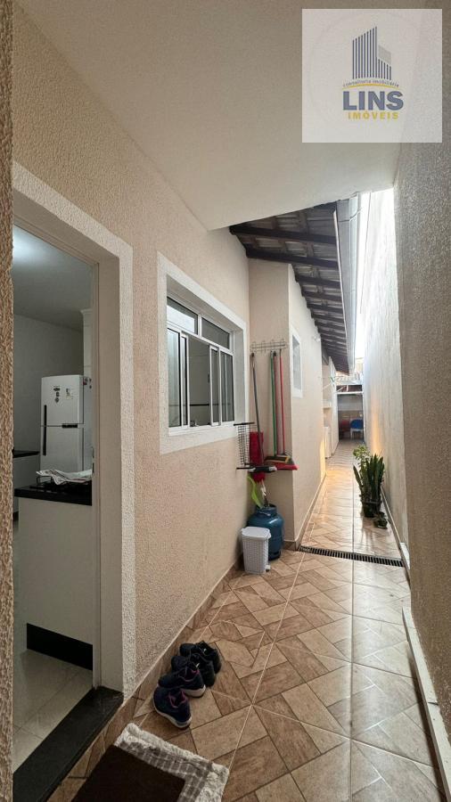 Casa à venda com 2 quartos, 63m² - Foto 5