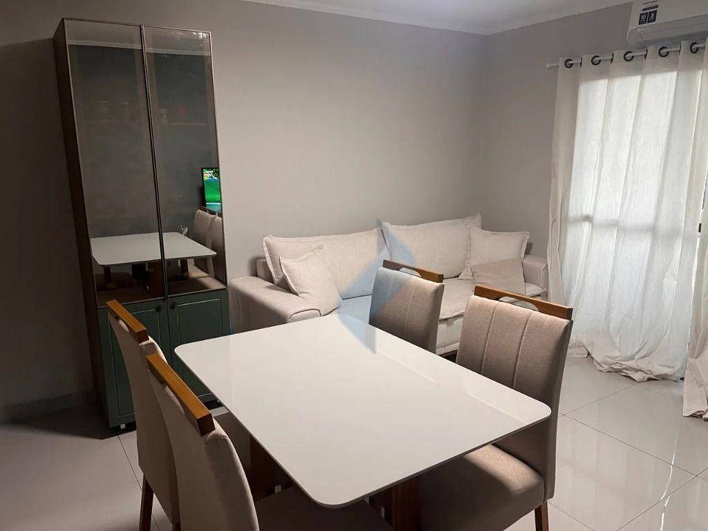 Apartamento à venda com 3 quartos, 77m² - Foto 1