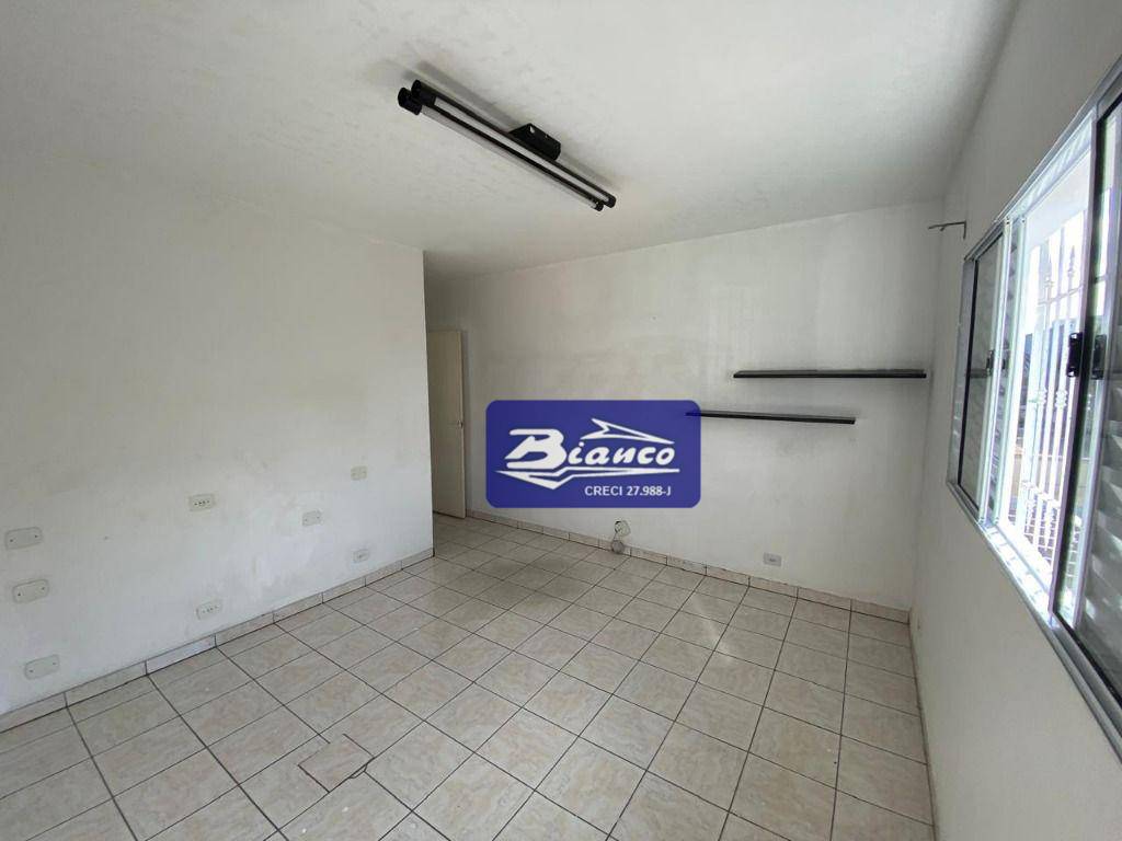 Sobrado à venda e aluguel com 3 quartos, 200m² - Foto 16