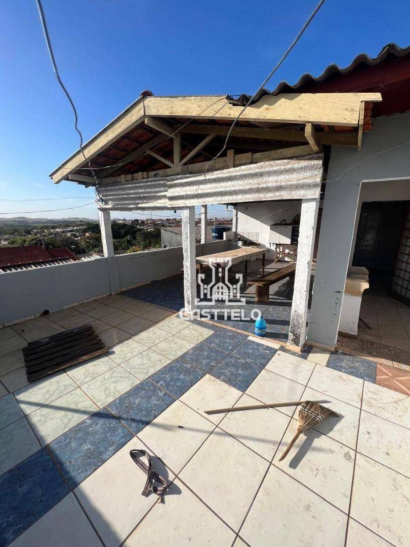 Sobrado à venda com 4 quartos, 150m² - Foto 14