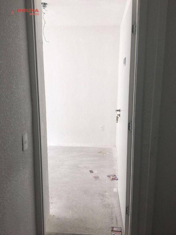 Apartamento à venda com 2 quartos, 40m² - Foto 18