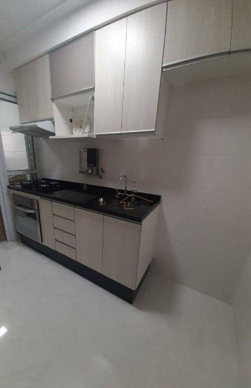 Apartamento à venda com 3 quartos, 76m² - Foto 4