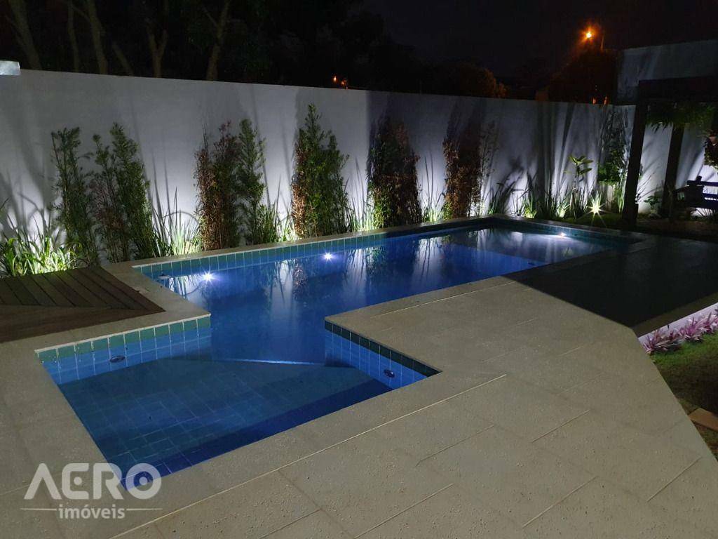 Casa de Condomínio à venda com 3 quartos, 210m² - Foto 30